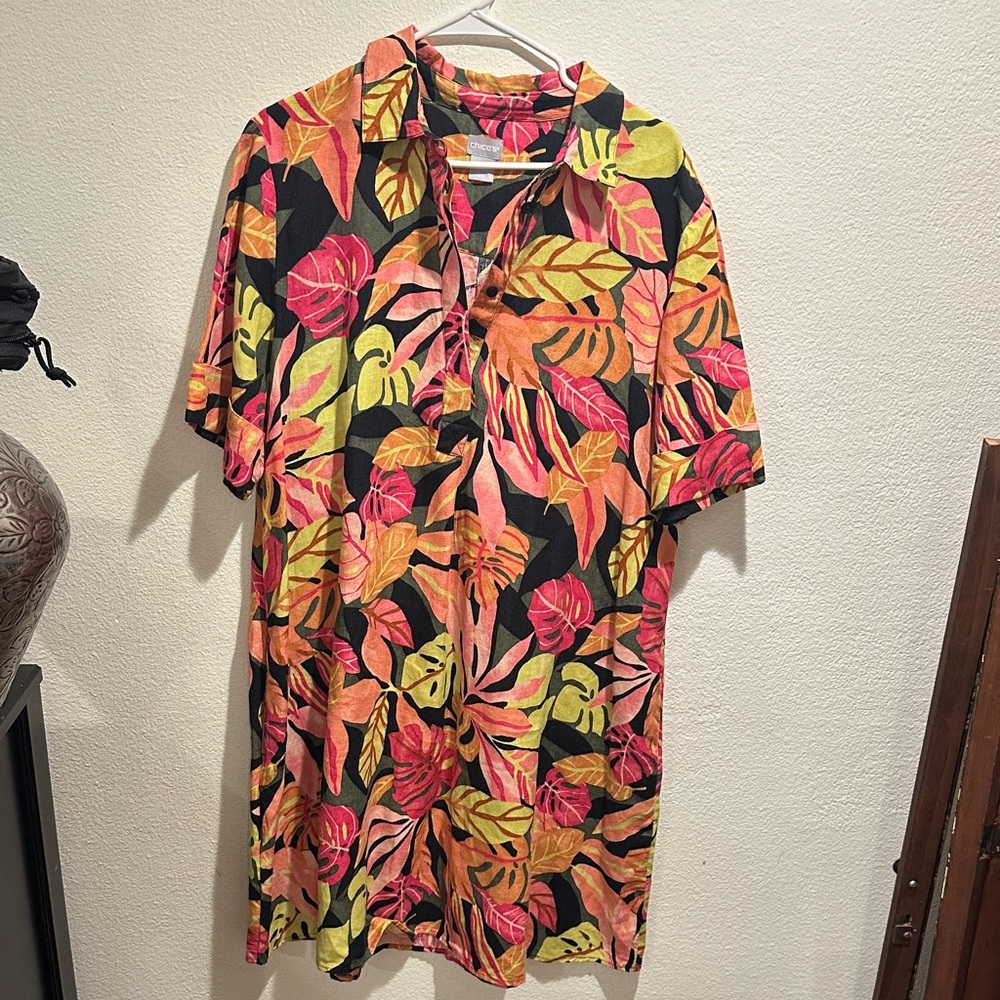 Chico's Vibrant Leaf Pattern Blouse